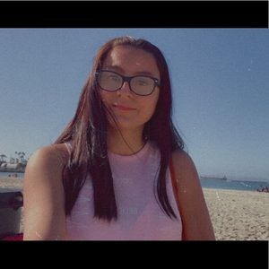 Meet your Posher, Alondra